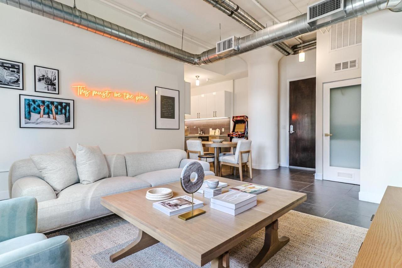 Sunny & Spacious 2bdr & 1bth In Downtown La